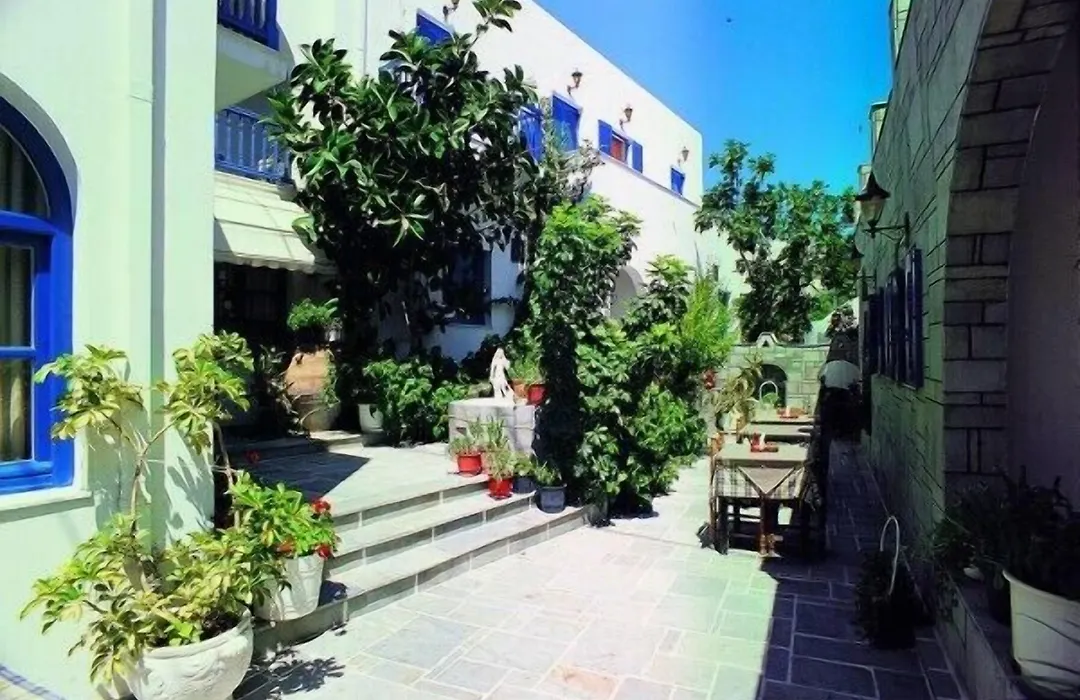 Minoa Hotel-1